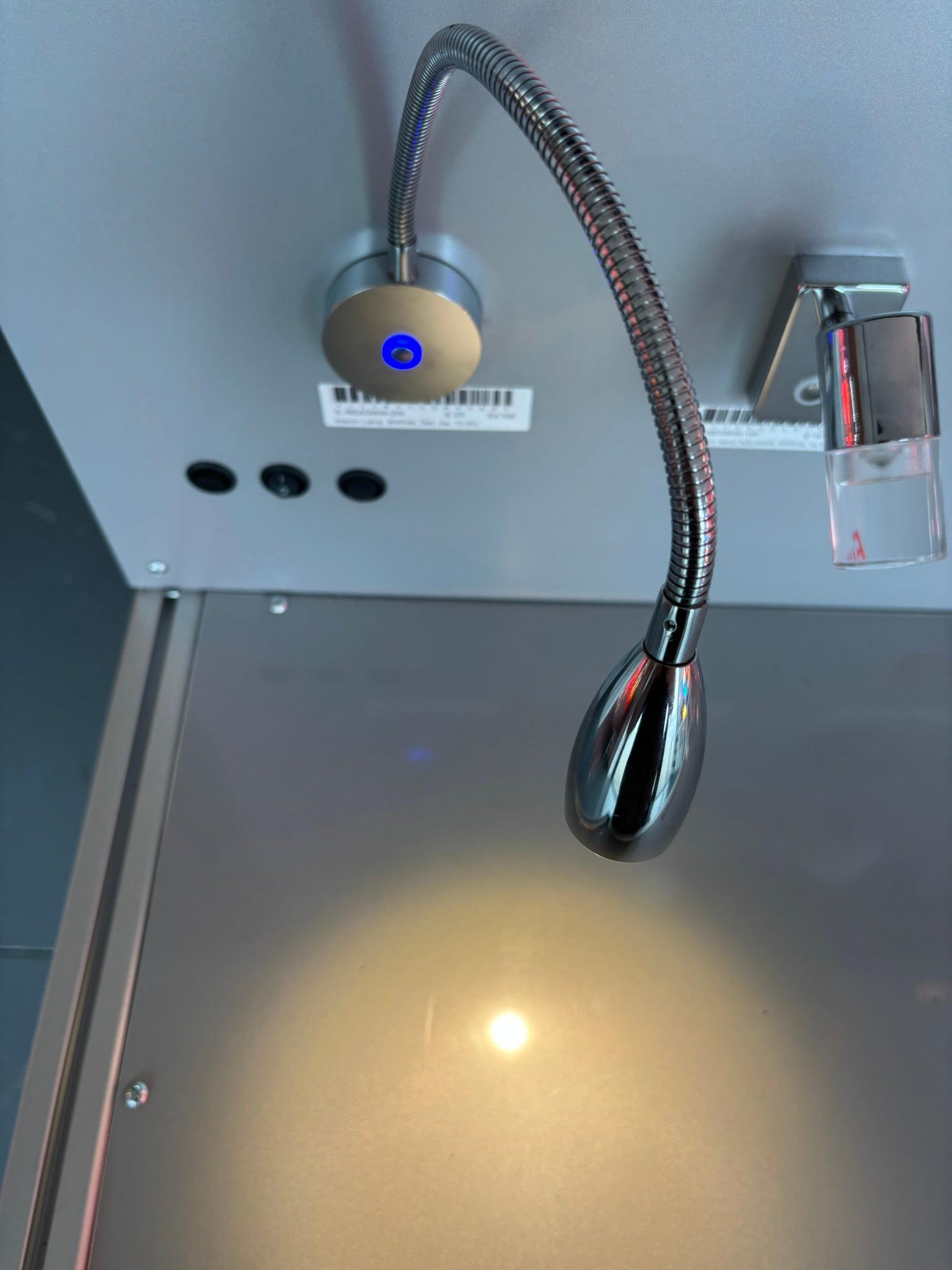 2W Flexible Warm White LED Reading Lamp – RV Boat Truck - Euromotive Lighting & Signal