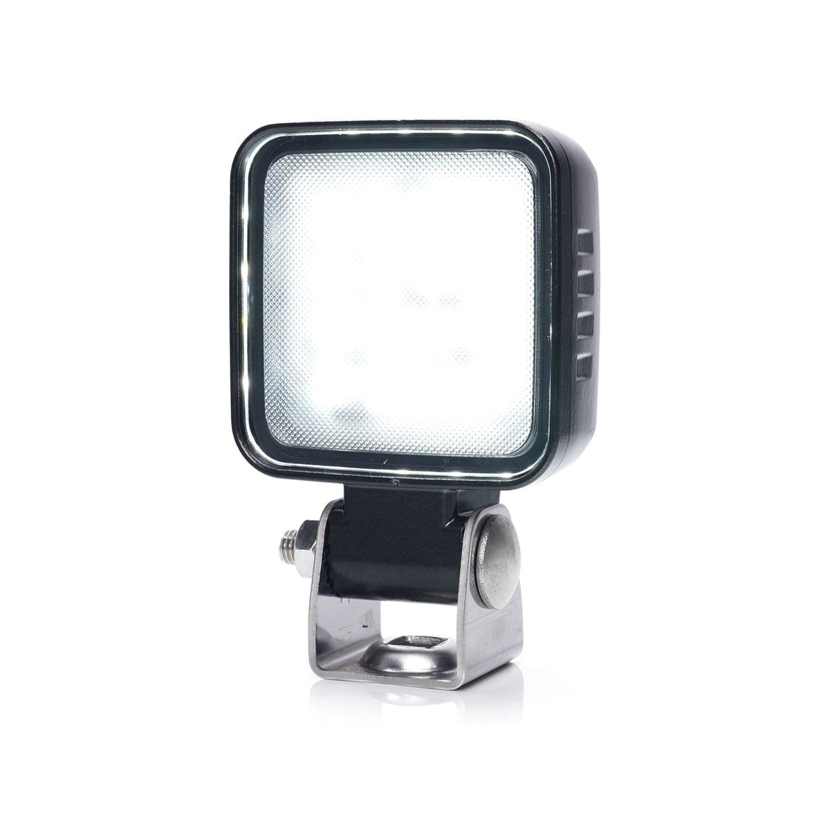 WAS 2238 LED Work Lamp front view
WAS 2238 LED Work Lamp mounted on tractor
WAS 2238 LED Work Lamp side profile
