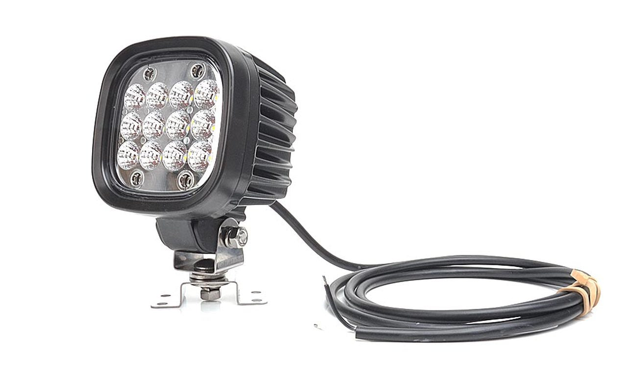 LED High Power Diffused Lamp – 5400 Lumen Truck Light – Euromotive