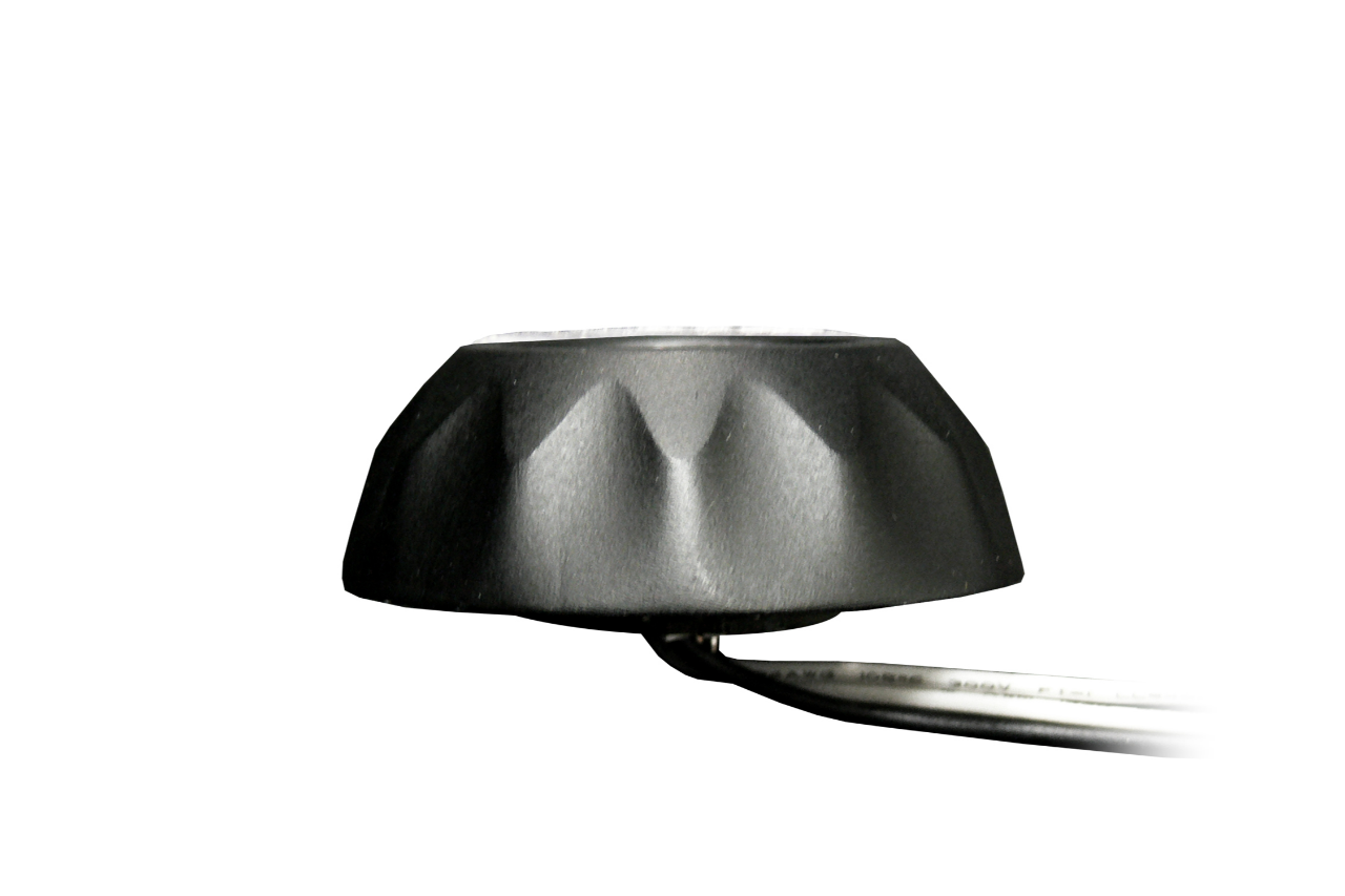 Red 3 LED Blast Surface Mounted Directional Warning Strobe - Covert Series - Euromotive Lighting & Signal